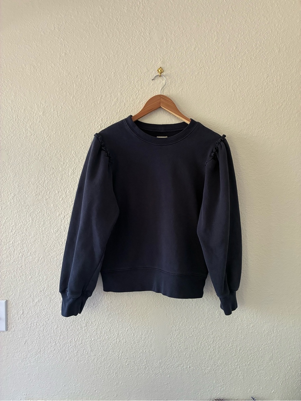 Citizens Of Humanity Navy Puff-Sleeve Sweatshirt